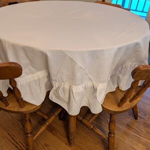 White Ruffled Round Tablecloth